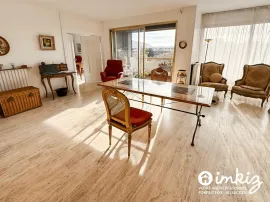 Vente T3  spacieux,   vue dégagée  8ième-9ième