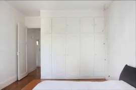 Location Paris 17e T2 meublé 51m², ascenseur, gardien, cave
