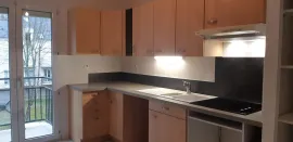 Appartement dans résidence très calme et boisée. Chambray-lès-Tours