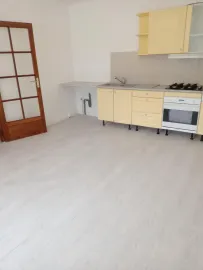 Location Maison entièrement rénovée avec jardin de 590 m²