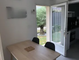 Location Studio meublé climatisé à Mandelieu (proche Cannes
