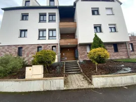 Location Magnifique F2 contemporain avec ascenseur+parking