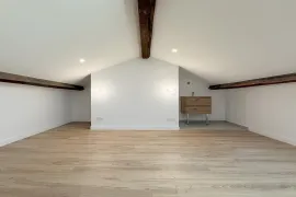Location Maison T4 entièrement rénovée avec jardin privatif