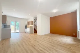 Maison T4 entièrement rénovée avec jardin privatif Villeurbanne