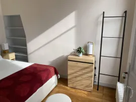 Beau 2P entièrement refait et meublé 28m² Paris 16e