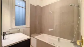 Location Location appartement 2 pièces Paris 16ème 51 m2