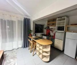 Location Beau studio meublé 35m² avec balcon