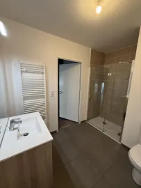 Location Appartement récent meublé
