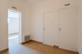 Location Grand T2 avec terrasse de 50 m2 à Aubervilliers