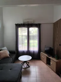 Petite maison , piscine partagée, parking Gallargues-le-Montueux