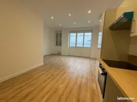 Location Spacieux T2 à Villeurbanne