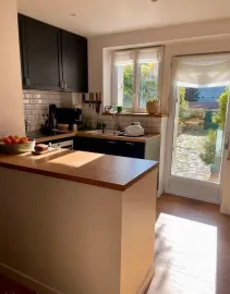 Location Beau 2P meublé 37m² avec petite cour extérieure