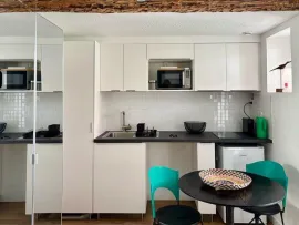 Location Studio meublé rénové + terrasse – calme – Dupuy /