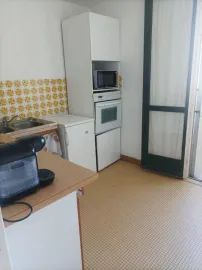 Location T2 meublé, très lumineux, bien agencé