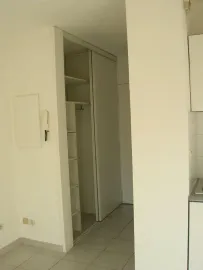 Location Beau studio à louer Montpellier Facultés