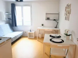 Très beau studio meublé à 300 m campus Tréfilerie Saint-Étienne