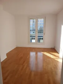 Location Beau T2/3 51m² entièrement repeint Saint Pasquier