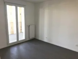 Location 2 pièces avec grand balcon à Bagneux