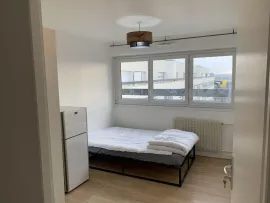 Chambre en collocation avec grand Balcon Pontoise