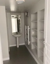 Location Appartement neuf, vaste et lumineux