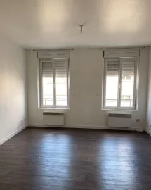 Location Appartement neuf, vaste et lumineux