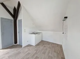 Location Beau F2 à Versailles