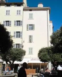 Location T2 meublé proche port