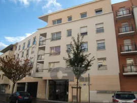 A LOUER 3 PIECES HOPITAL CENTRAL Nancy