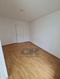 Location A LOUER F2 avec box en sous-sol