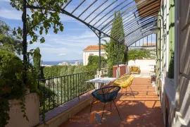Location Magnifique bastide avec vue mer dominante