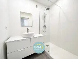 Location Type 2 - Traversant - Meublé - Bd Baille, 13005 Marseille