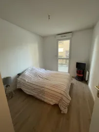 Location T2 non meublé dans résidence calme (terrasse)