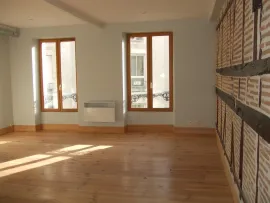 Appartement atypique à proximité gare et commerces Agen