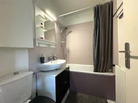 Location Beau studio meublé  28m² 10 min du RER E