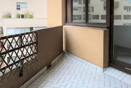 Location Location appartement 3 pièces 74 m² Vanves (92170)