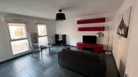 Superbe meublé quartier calme T2 46m2 parking Amiens
