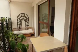 Appartement lumineux, baies vitrées et terrasse Paris 12e