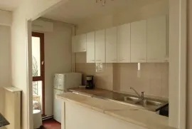 Location Appartement lumineux, baies vitrées et terrasse