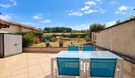 Vente ANCIEN CUVAGE RÉNOVÉ – 100 M², 3 CHAMBRES, GRAND GARAGE ET JARDIN