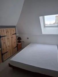 Location Appartement 2 pièces très lumineux au 2eme étage