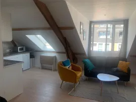 Beau studio entièrement meublé 22m² refait à neuf Lille