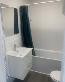 Location Beau studio entièrement meublé 22m² refait à neuf