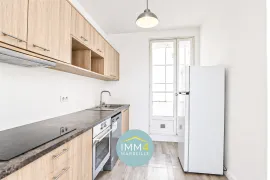 Location Type 3 - Traversant - Balcon - Vue dégagée - Prado, 13008 Marseille