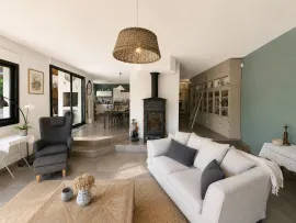 Vente Villa familiale 8 pièces de plus de 190 m²