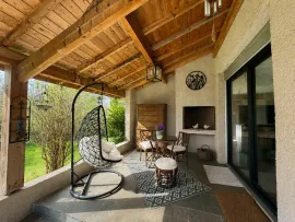 Vente Villa familiale 8 pièces de plus de 190 m²