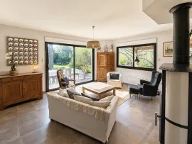 Vente Villa familiale 8 pièces de plus de 190 m²
