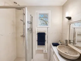 Vente Villa familiale 8 pièces de plus de 190 m²