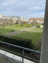 Colocation Chambre meublée avec balcon Cergy le Haut
