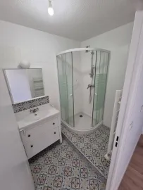 Location APPARTEMENT 70 m2 / 2 CHAMBRES/ PROCHE COMMODITE