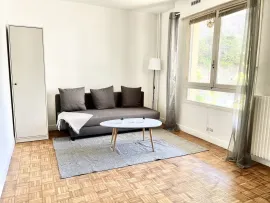 Location STUDIO MEUBLÉ DE 17 M² – MELUN